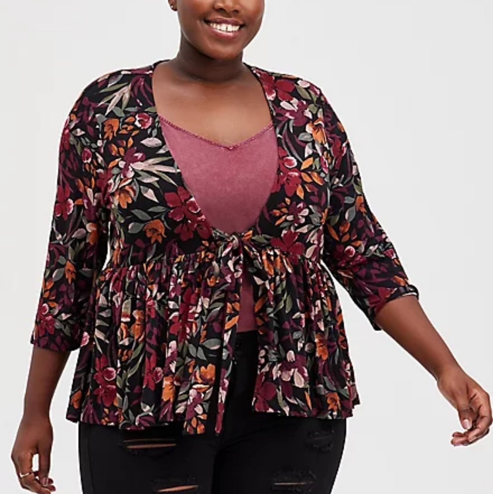 Nwt torrid black floral knit babydoll jacket (cardigan) tie front. Size 2x 18-20